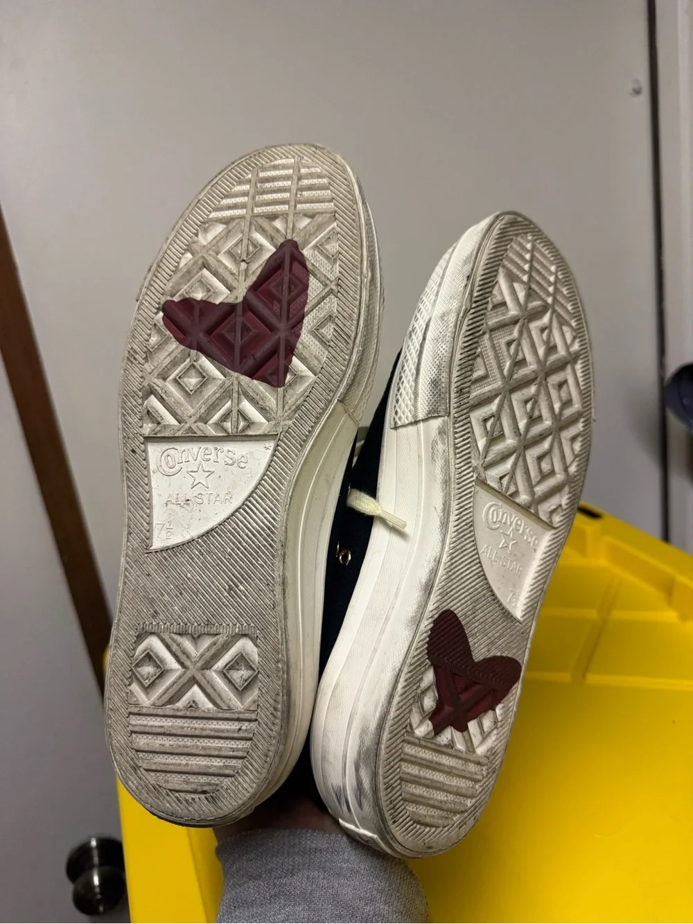 CONVERSE Hearts Valentine’s Day Chuck Taylor Platform Lift Hi Women’s 9.5